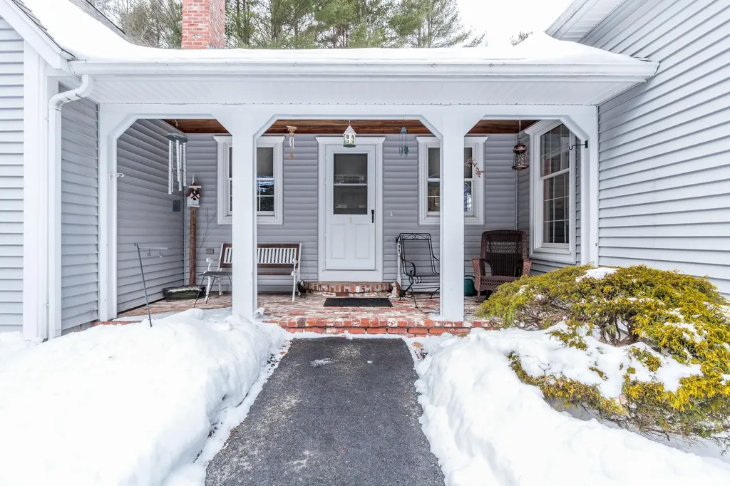 12 Ottawa Woods Road Scarborough ME 04074