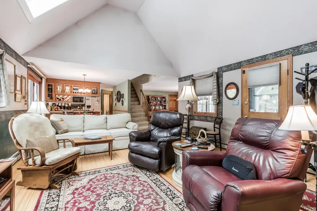 12 Ottawa Woods Road Scarborough ME 04074