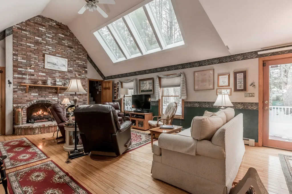 12 Ottawa Woods Road Scarborough ME 04074