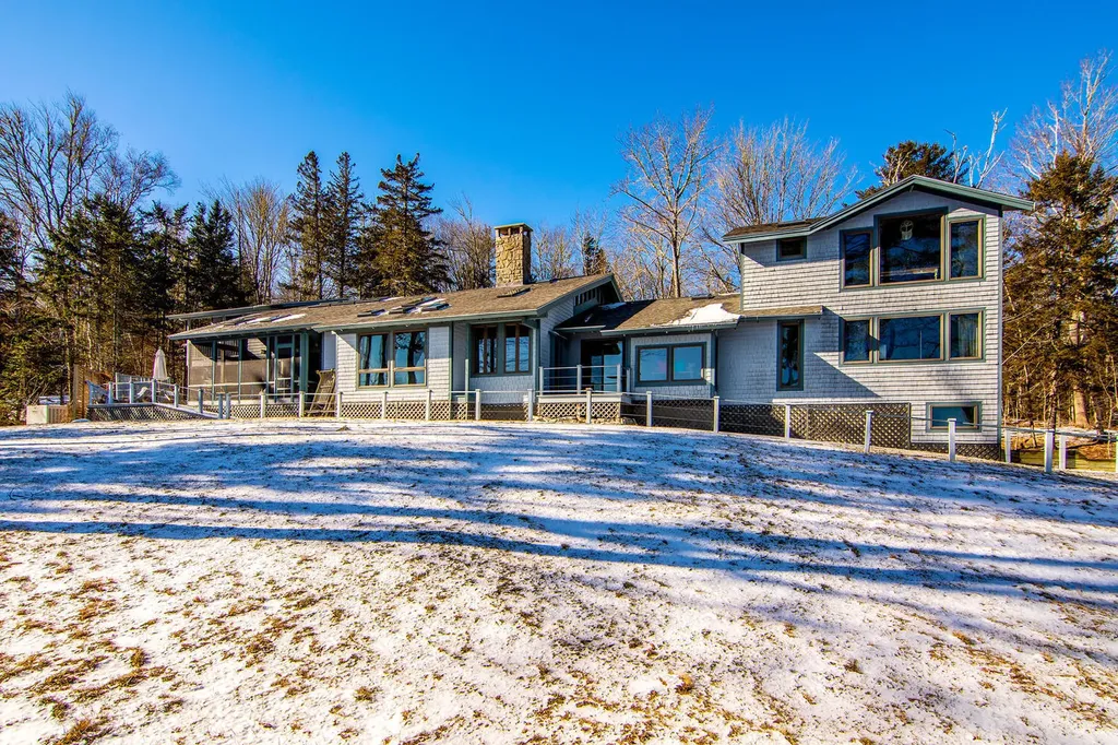 40 Homeport Lane Blue Hill ME 04614