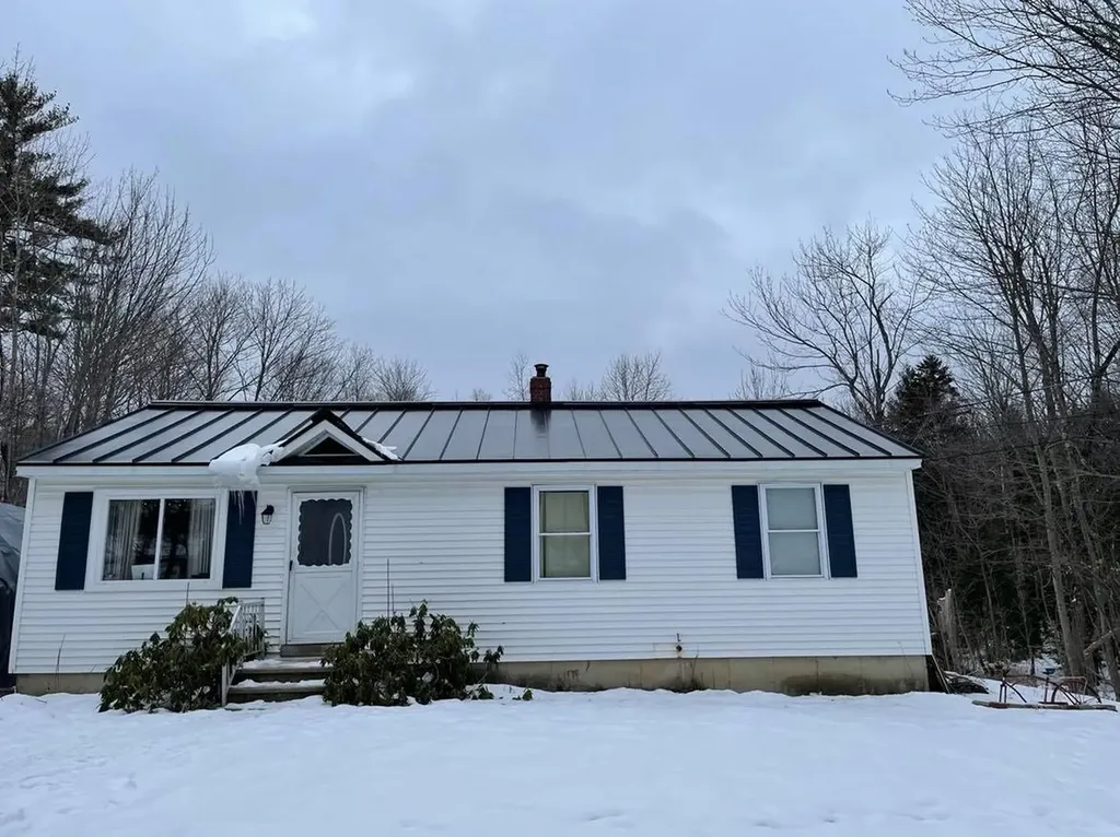 257 Dinsmore Road Sidney ME 04330