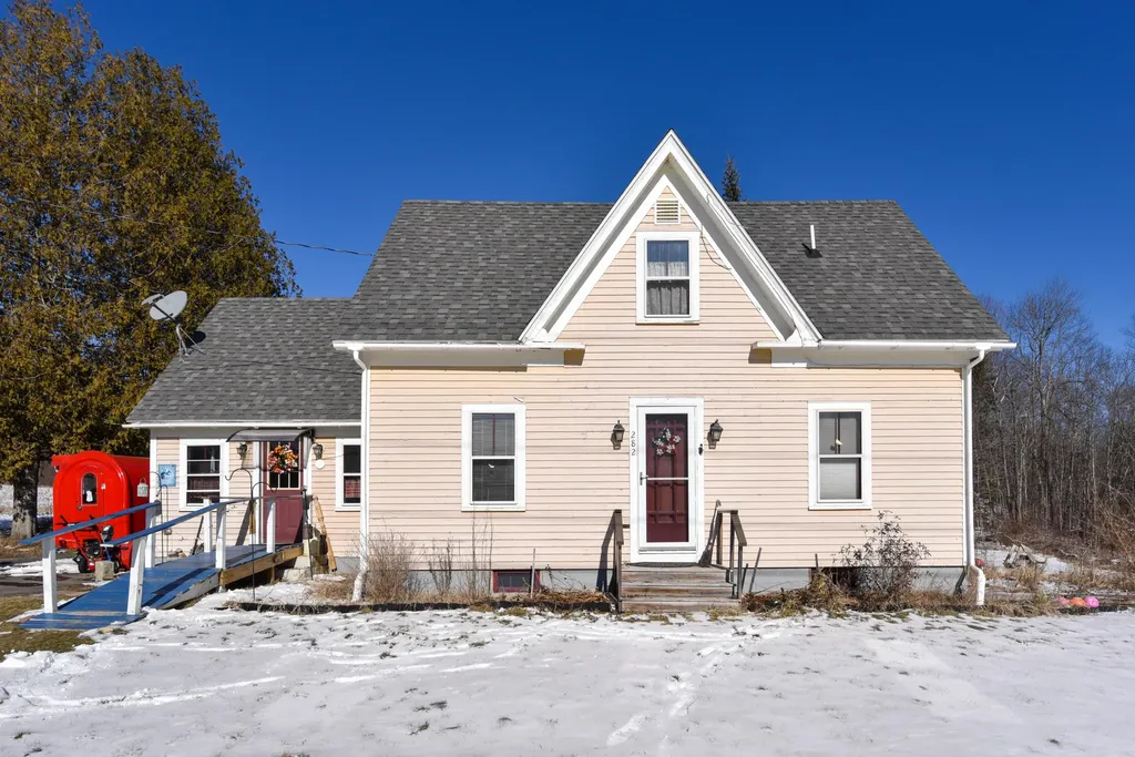 282 Patricktown Road Somerville ME 04348