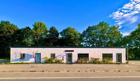 1607 Atlantic Highway Waldoboro ME 04572