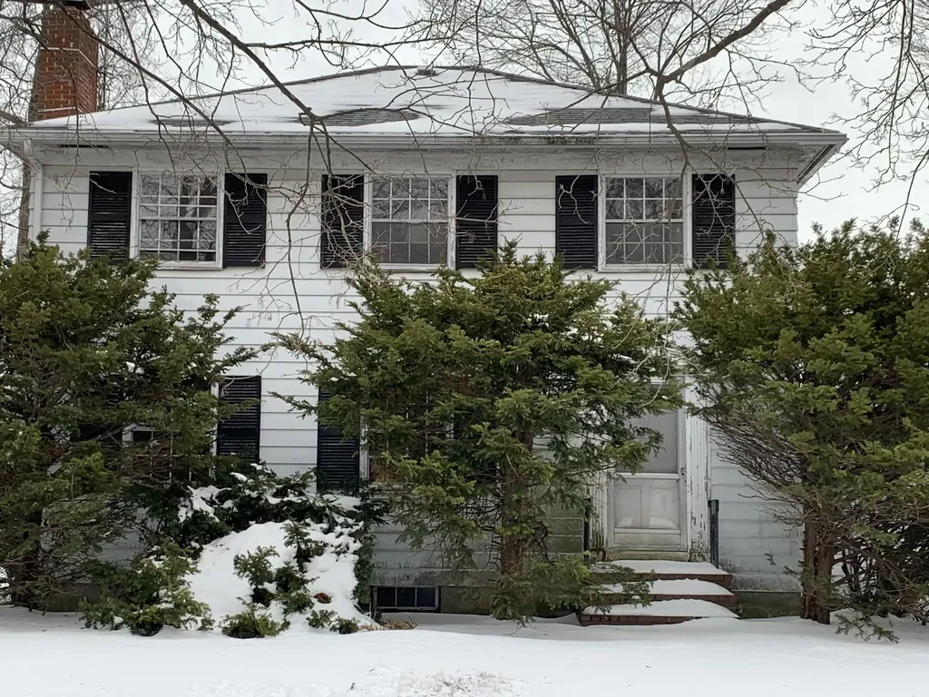 89 Bartley Avenue Portland ME 04103