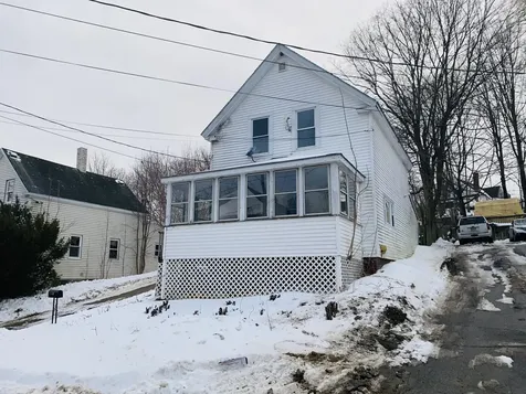 61 Newbury Street Auburn ME 04210