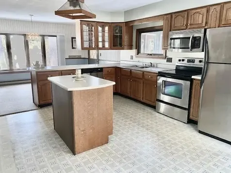 18 Richardson Terrace Wayne ME 04284