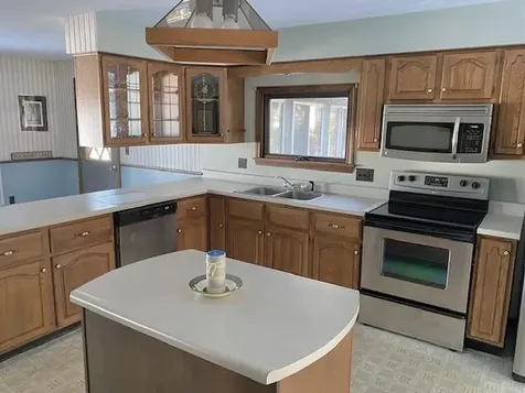 18 Richardson Terrace Wayne ME 04284