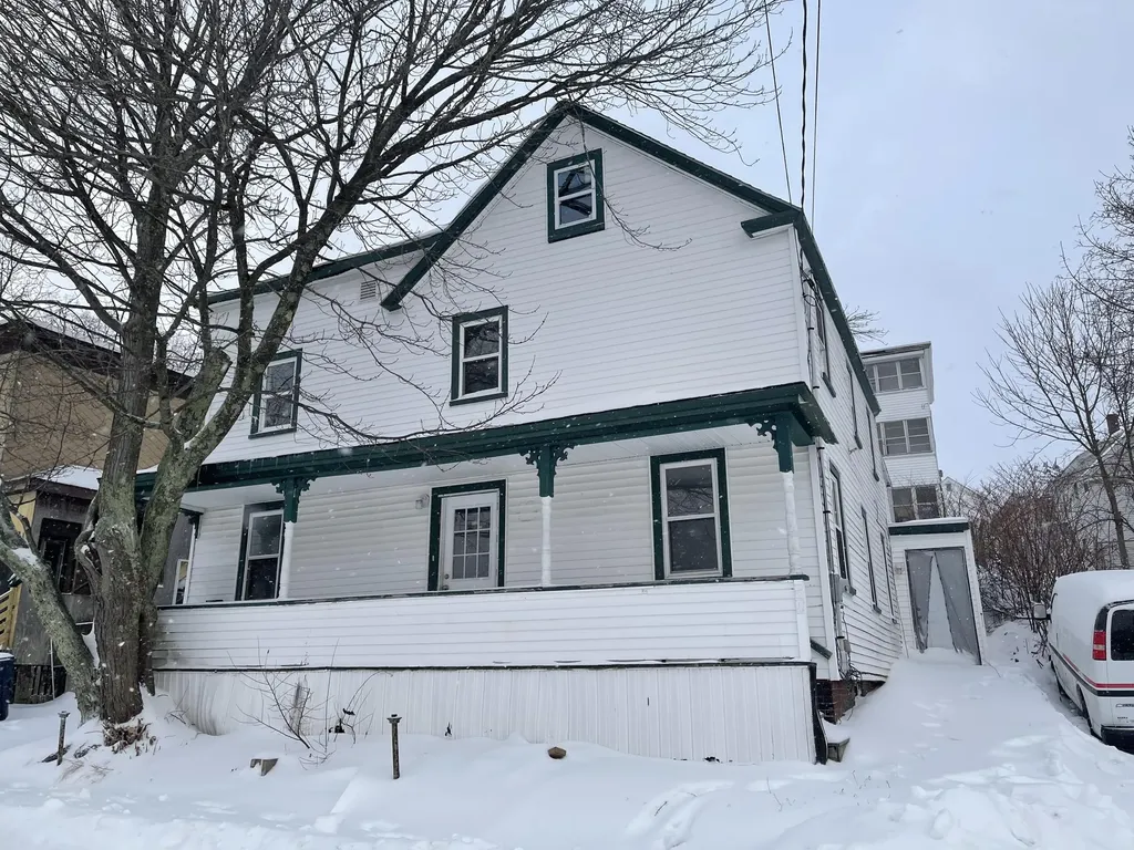 62 Green Street Biddeford ME 04005