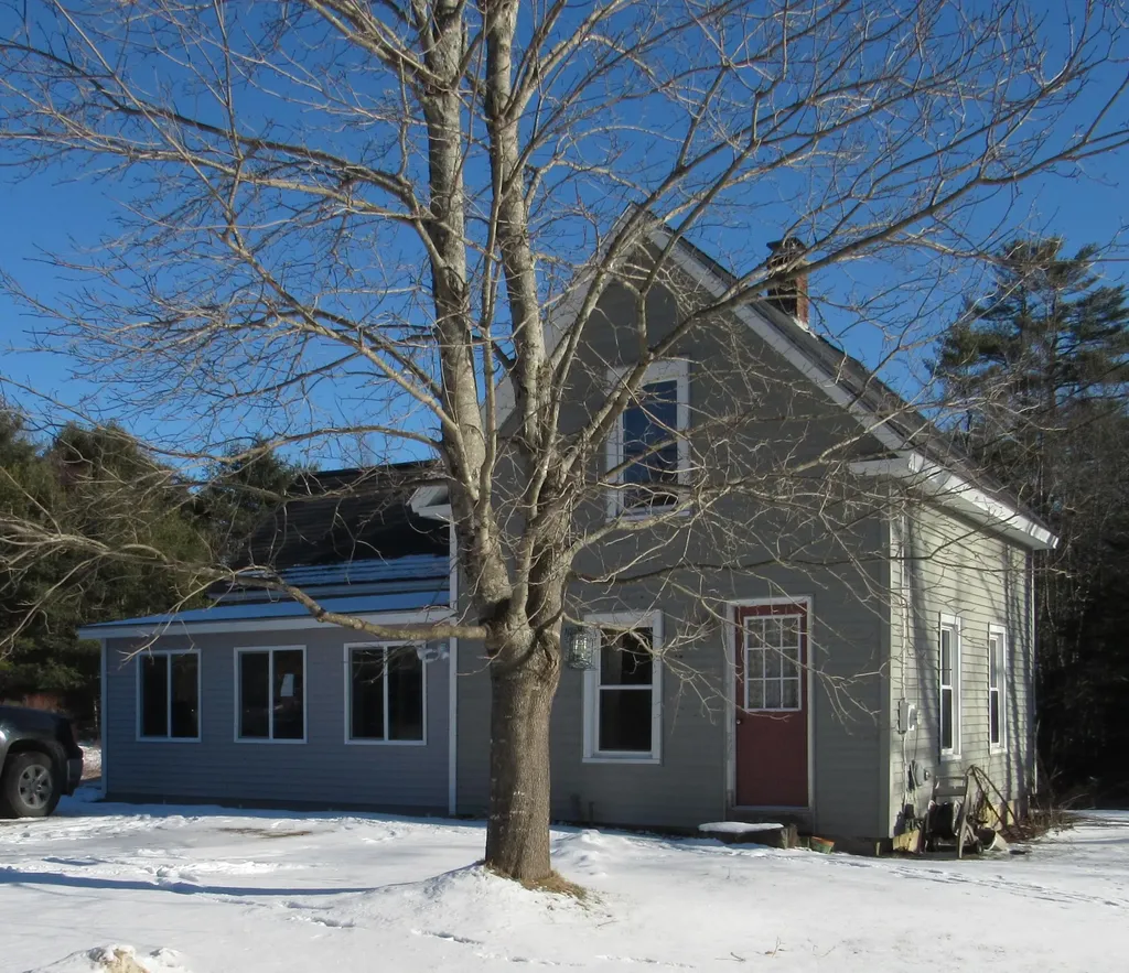 2749 Washington Road Waldoboro ME 04572