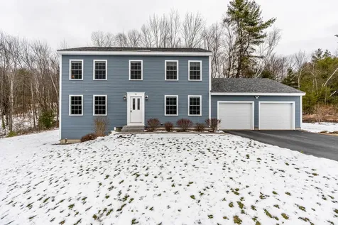 21 Brookfield Road Falmouth ME 04105