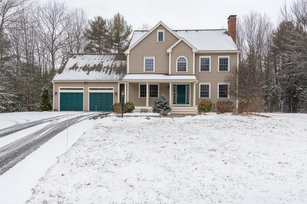 32 Woodfield Drive Scarborough ME 04074