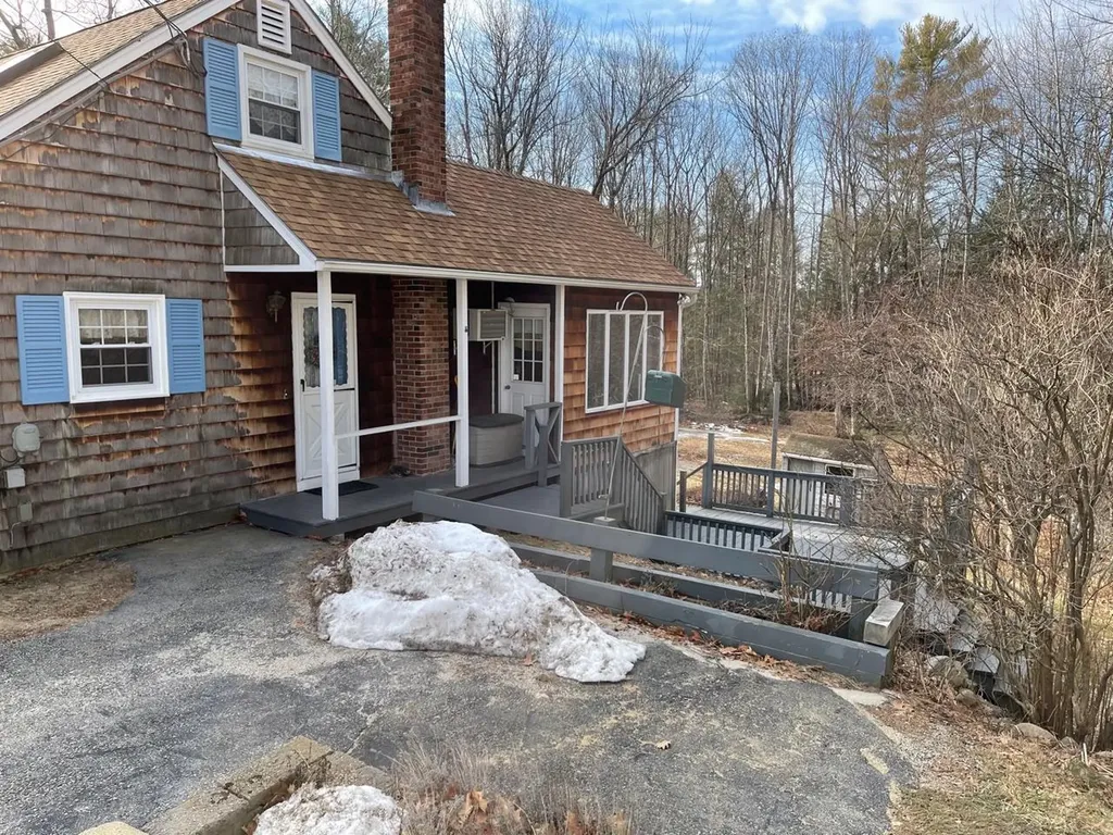 330 Gore Road Alfred ME 04002