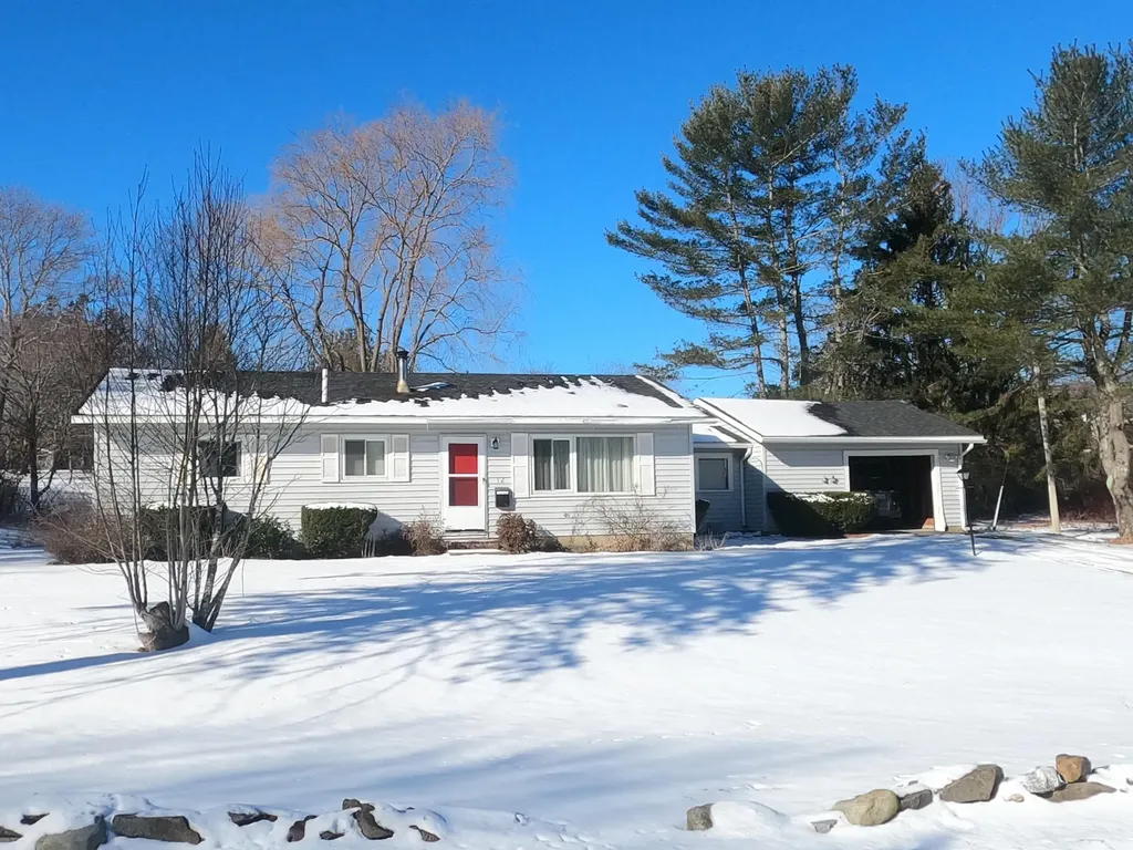 12 Traverse Street Rockland ME 04841