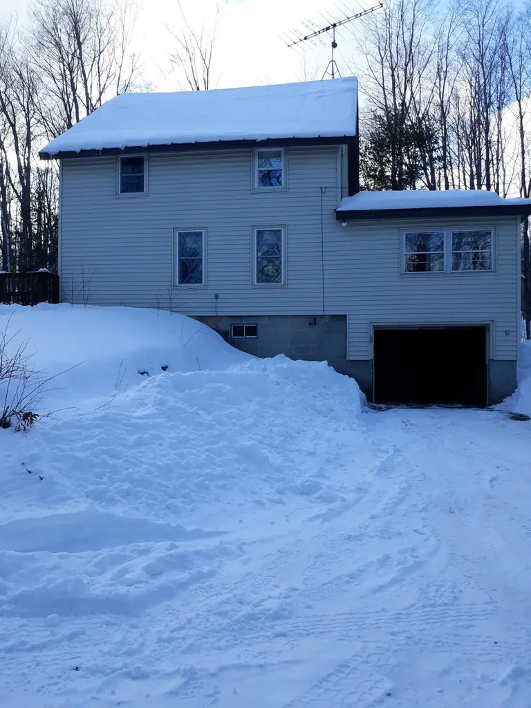 21 Maxwell Road Wilton ME 04294
