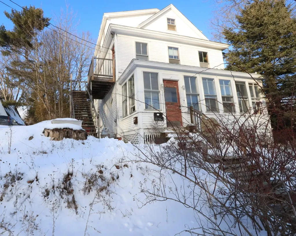 14 Island Avenue Orono ME 04473