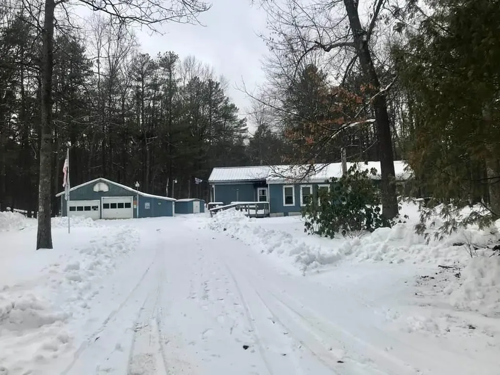 17 Galaxy Drive Lyman ME 04002