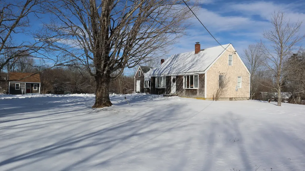 514 Waldoboro Road Washington ME 04574