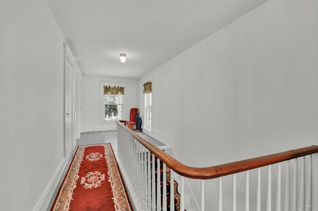 8 Pleasant Street Norway ME 04268