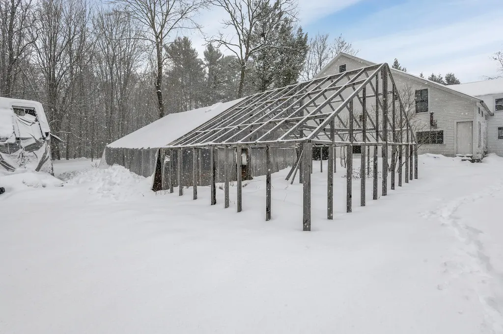 8 Pleasant Street Norway ME 04268