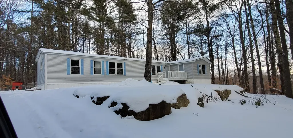 313 Sutherland Pond Road Sabattus ME 04280