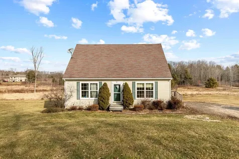 37 Dow Road Gorham ME 04038
