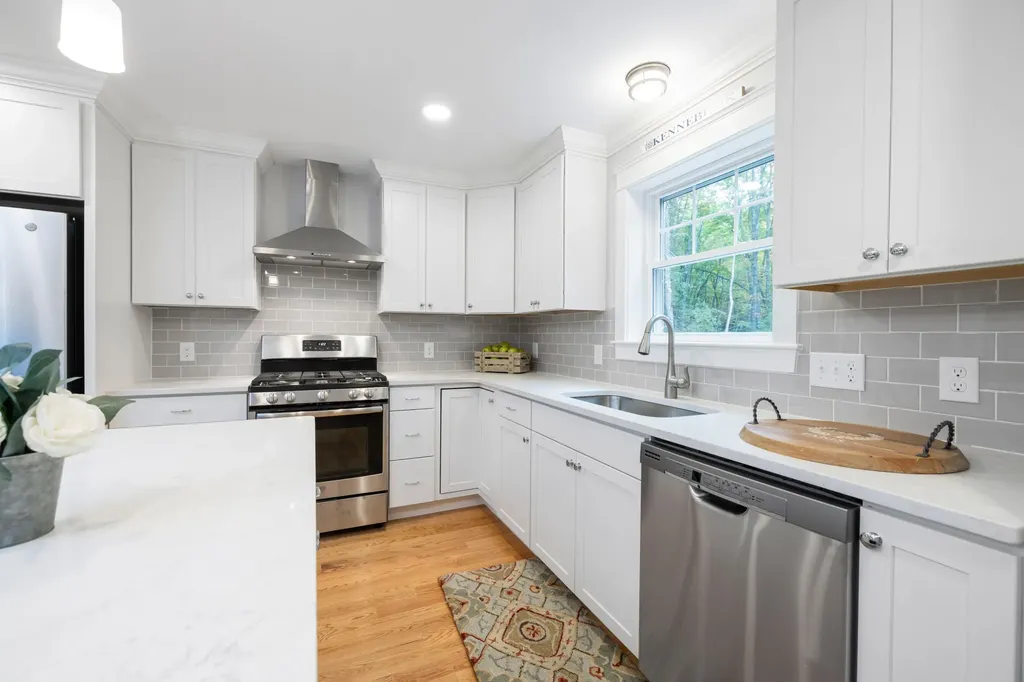 21 Webhannet Place Kennebunk ME 04043