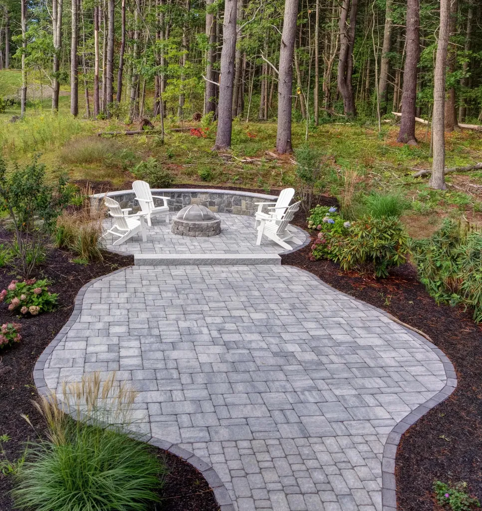 21 Webhannet Place Kennebunk ME 04043