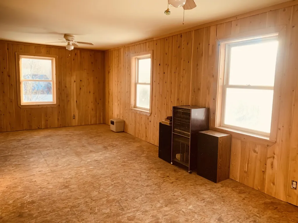 512 Files Hill Road Thorndike ME 04986