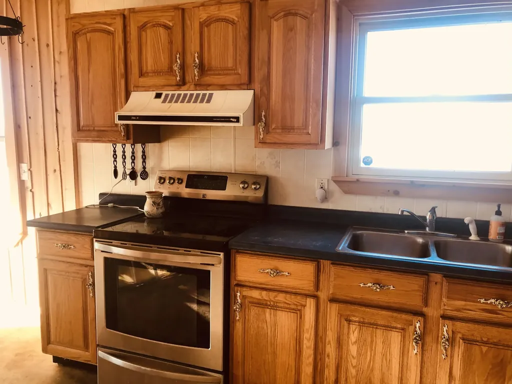 512 Files Hill Road Thorndike ME 04986