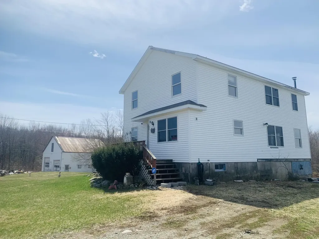 512 Files Hill Road Thorndike ME 04986