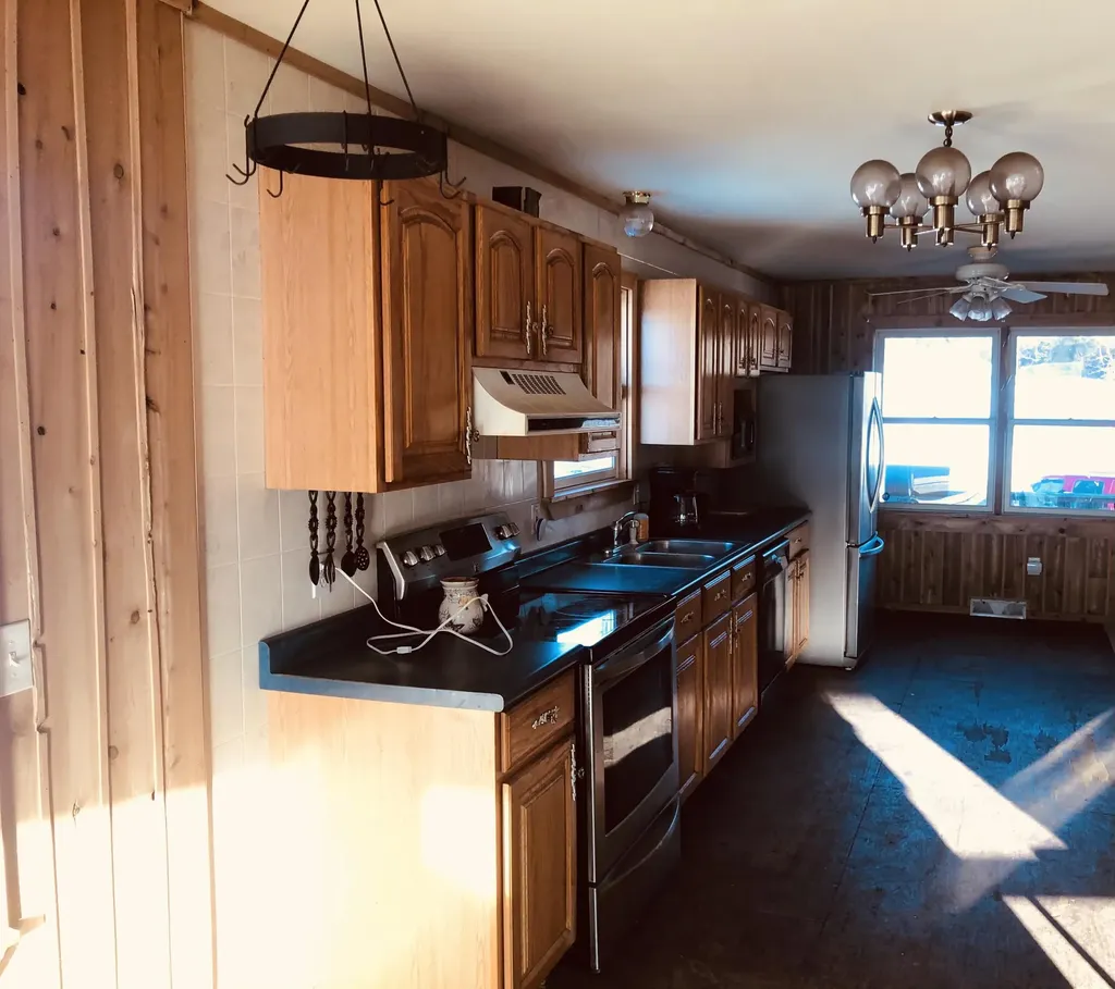 512 Files Hill Road Thorndike ME 04986