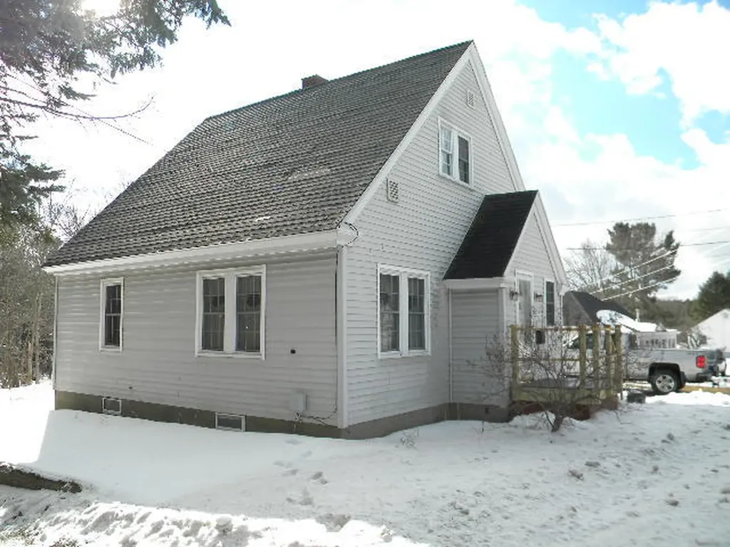 1195 N Main Street Brewer ME 04412