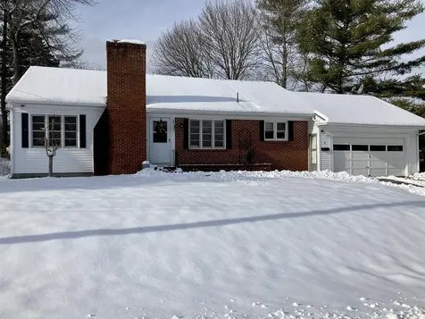 3 Riverside Avenue Waterville ME 04901