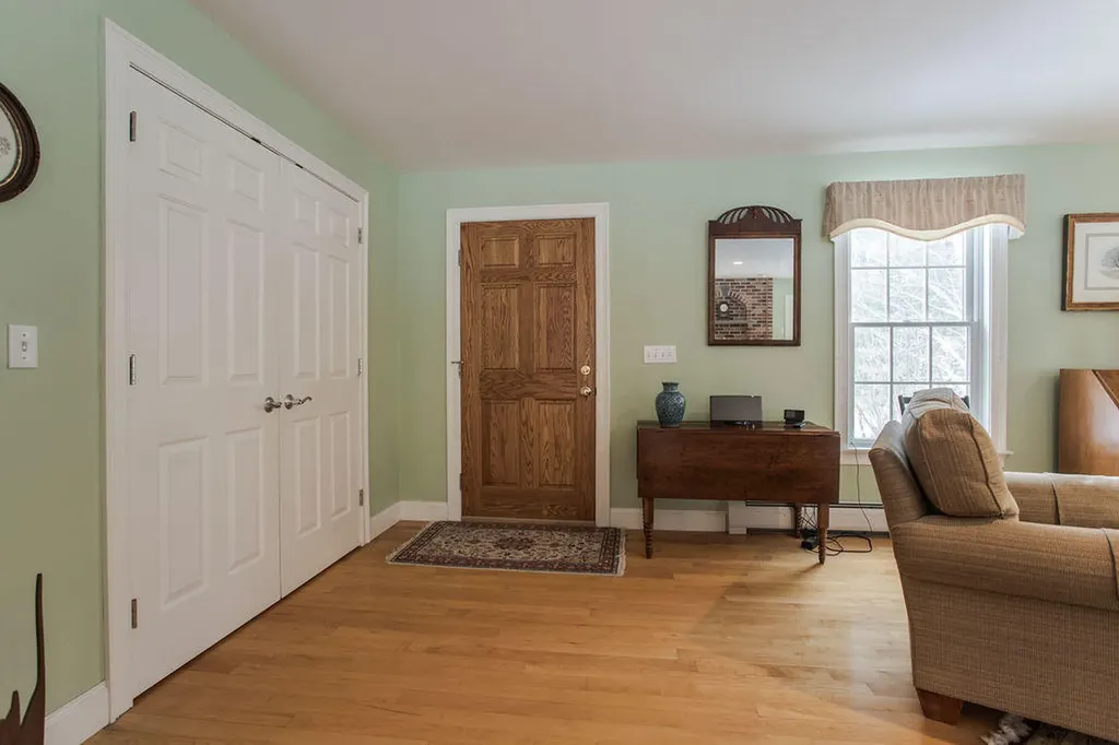 3 Edward Circle York ME 03909