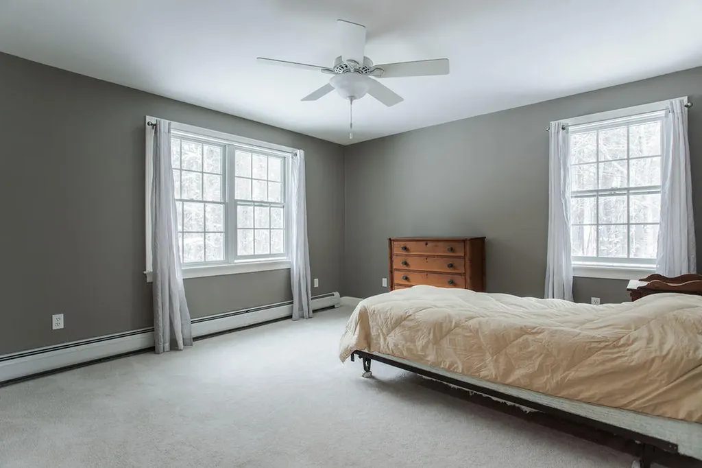 3 Edward Circle York ME 03909
