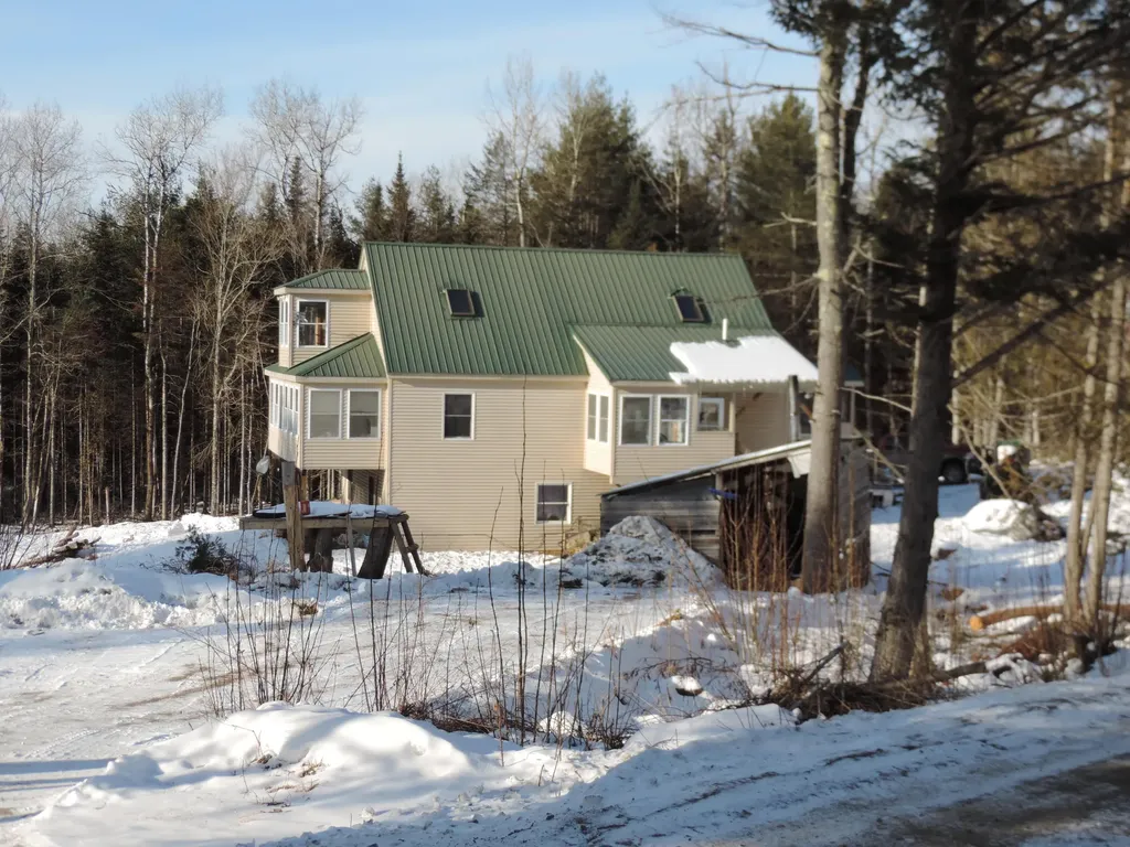 246 Pratt Road Newport ME 04953