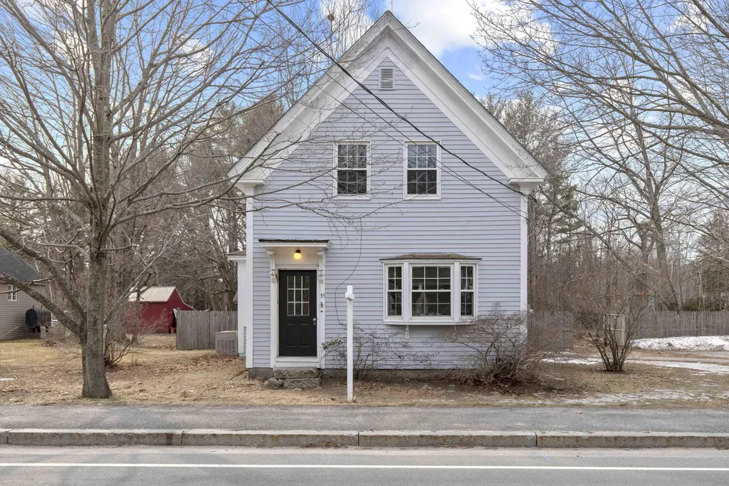 35 Fort Hill Road Standish ME 04084