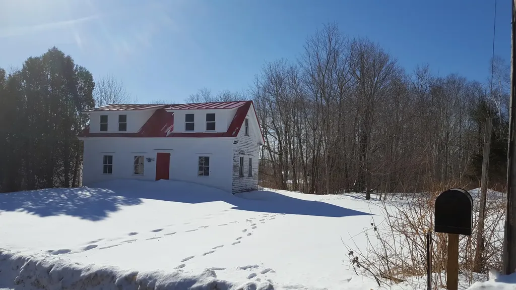 41 Calderwood Road Washington ME 04574
