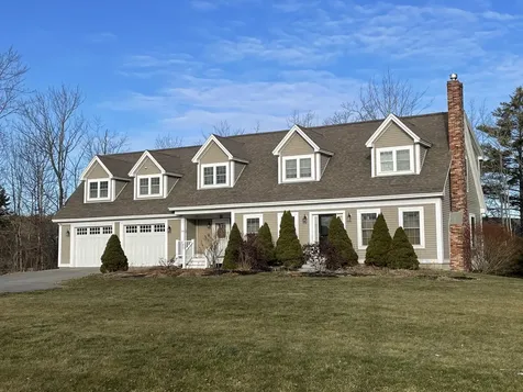 104 Waldo Avenue Rockland ME 04841