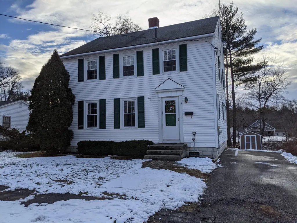 15 Shawmut Avenue Sanford ME 04073