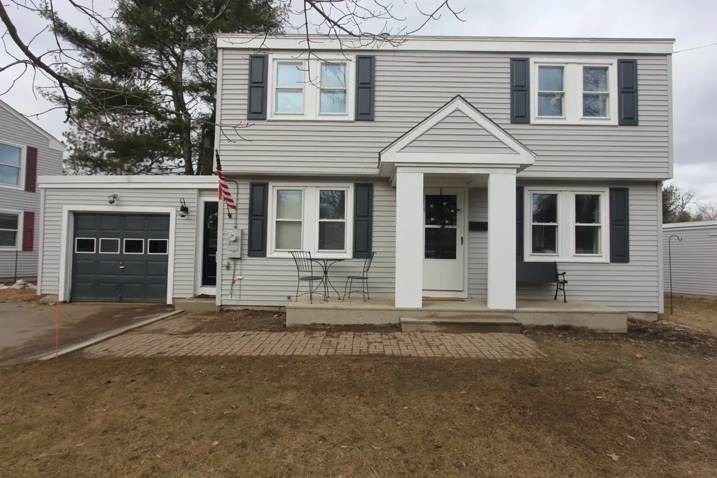 165 Columbia Avenue Brunswick ME 04011