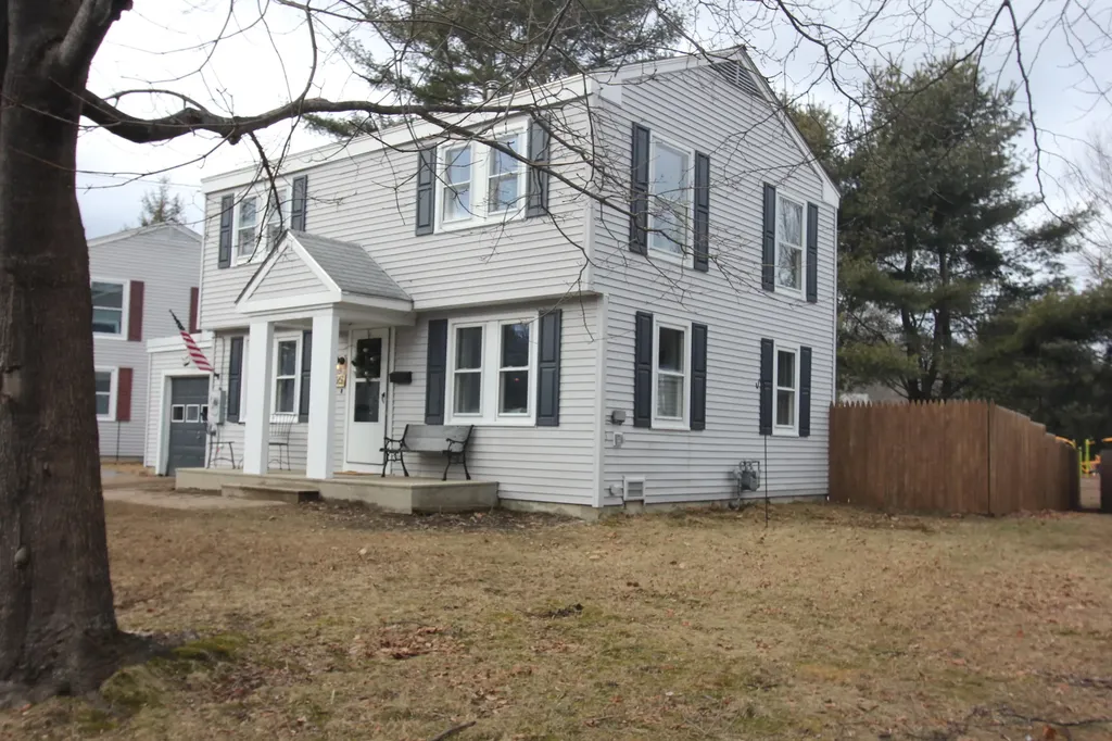 165 Columbia Avenue Brunswick ME 04011