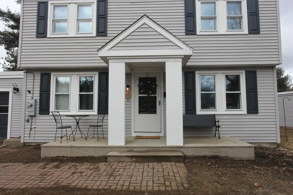 165 Columbia Avenue Brunswick ME 04011