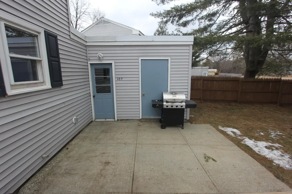 165 Columbia Avenue Brunswick ME 04011