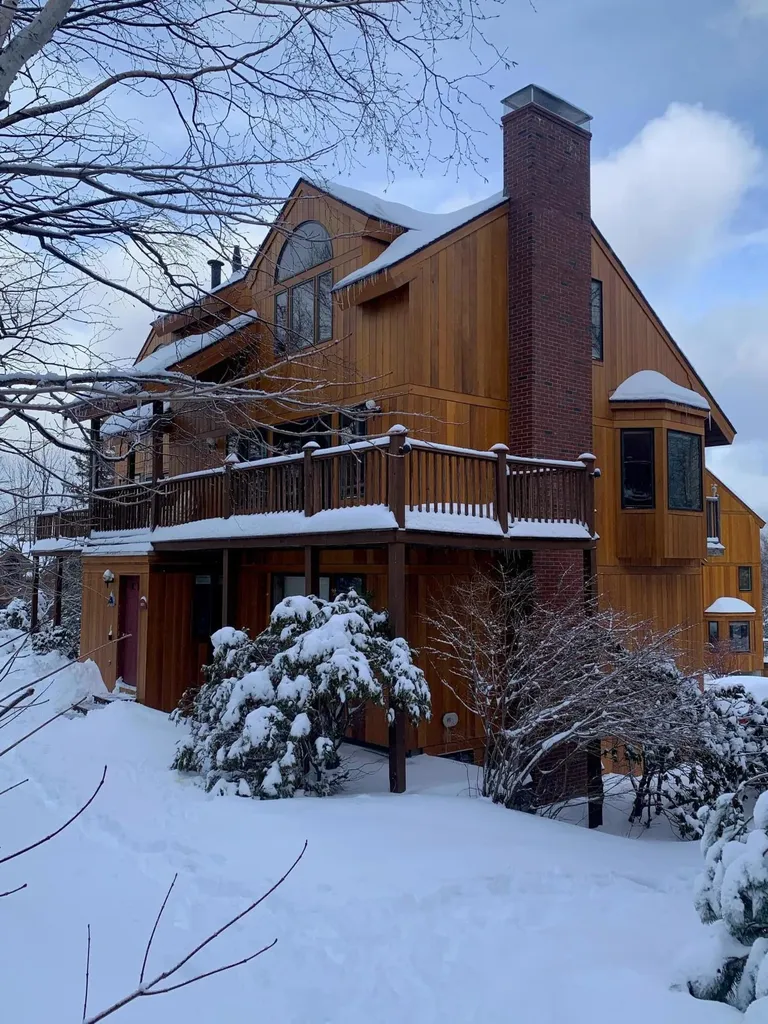521 Commons Circle Carrabassett Valley ME 04947