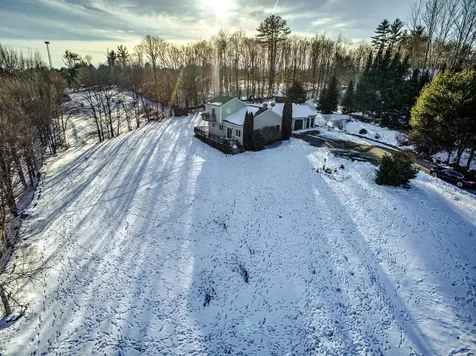 4 Jennifer Lane West Gardiner ME 04345