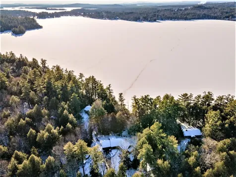 14 Winona Way Wayne ME 04284