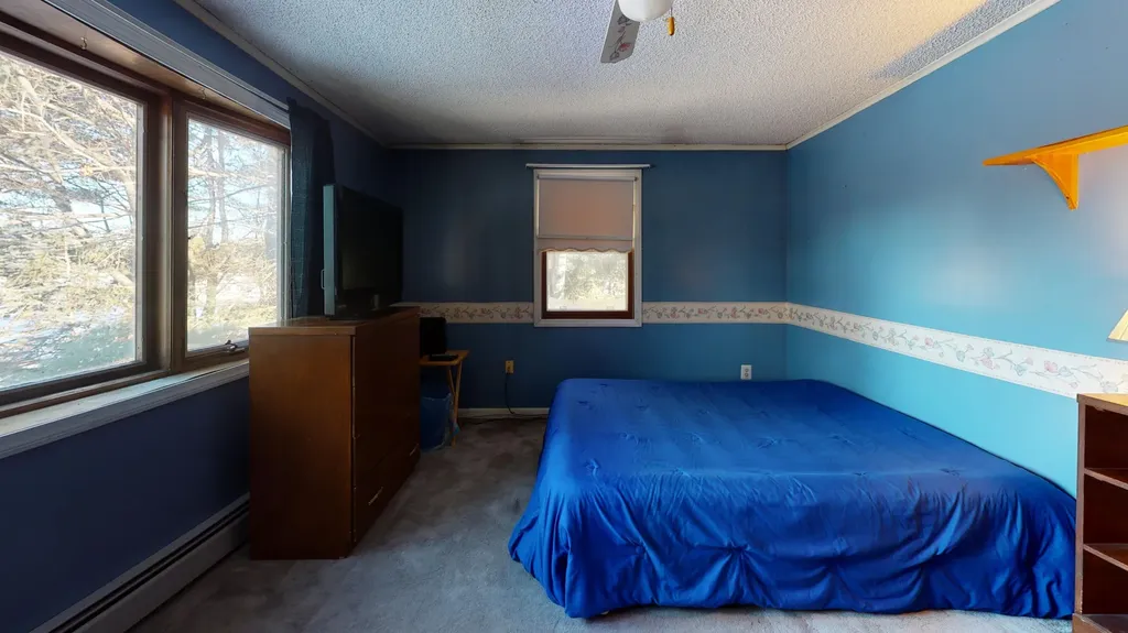 28 Canterbury Lane Turner ME 04282