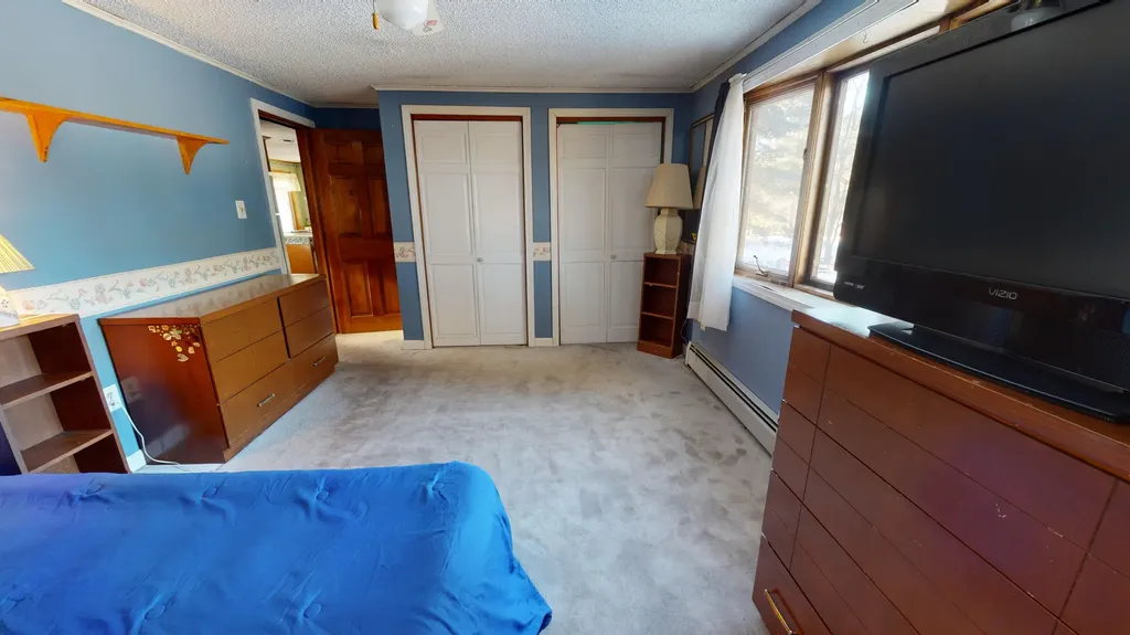 28 Canterbury Lane Turner ME 04282