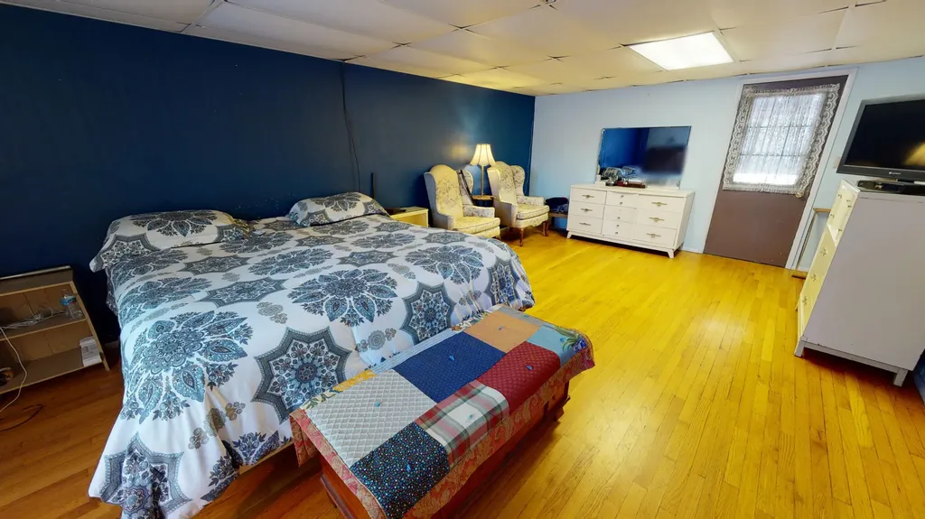 28 Canterbury Lane Turner ME 04282